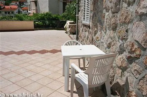 Anka Studios Vrbnik  Apartmán