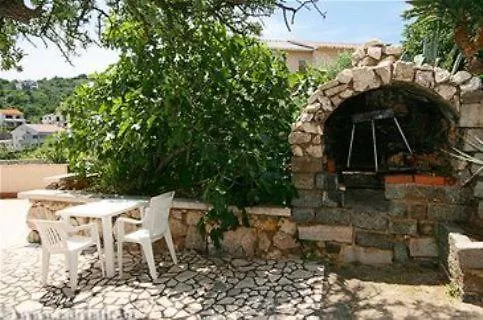 Anka Studios 0*, Vrbnik (Primorje-Gorski Kotar)
