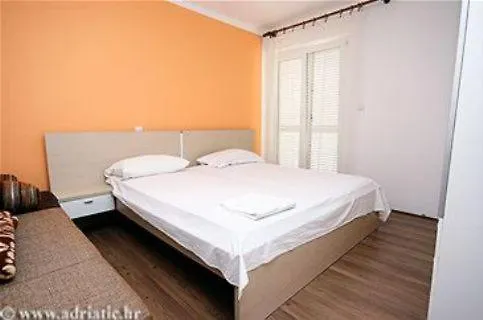 Apartment Anka Studios Vrbnik